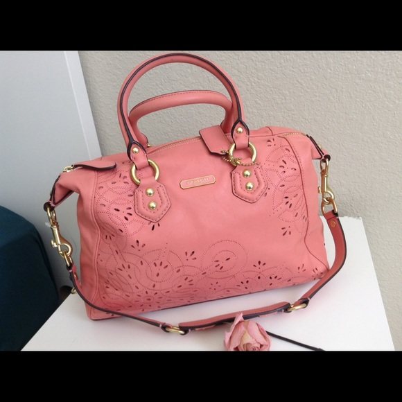 Sold - Picture 4 of 8